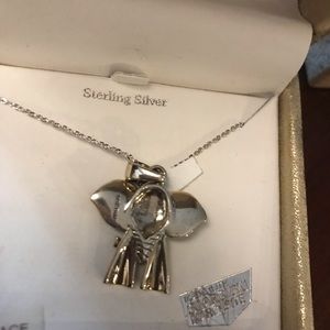 Kaneshka New York necklace